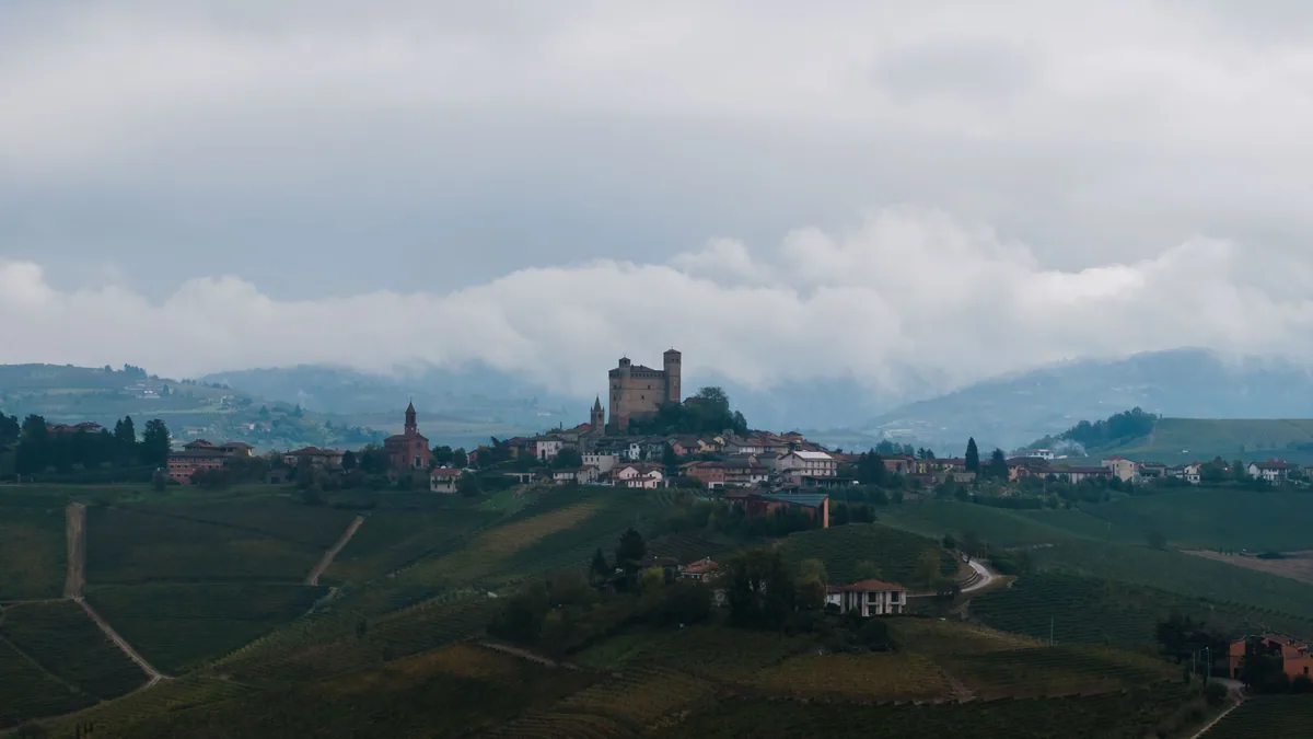 Travel scene in Italy, illustrating eSIM Italy: Coverage, Networks, Setup and Data Costs