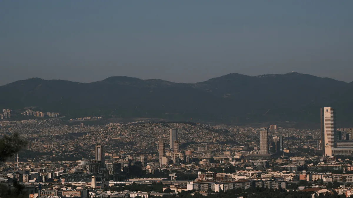 Travel scene in Turkey, illustrating eSIM Turkey: Coverage, Networks, Setup and Real Costs