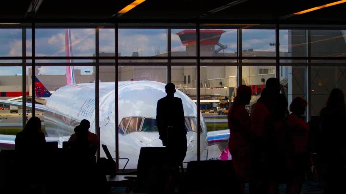 Travel scene illustrating Luxury Travel United States eSIM: Data That Just Works