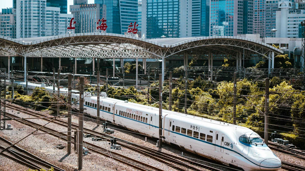Why the best eSIM China plan depends on routing