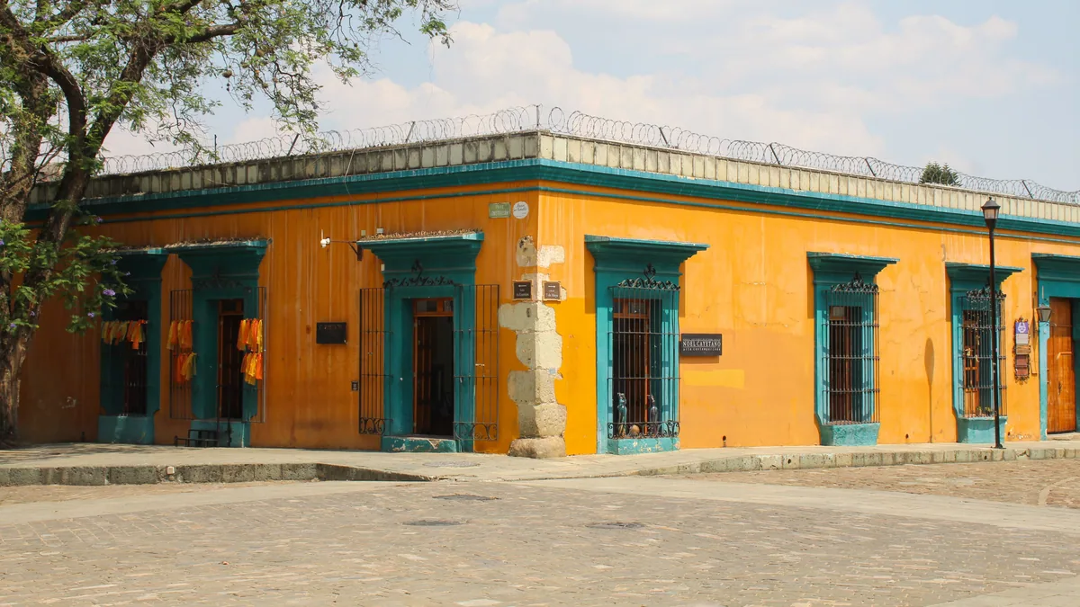 Oaxaca street where the best eSIM Mexico coverage keeps travellers connected